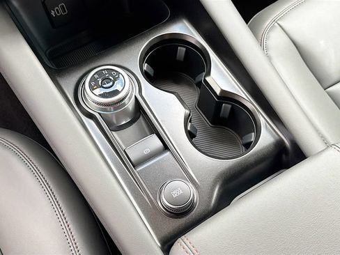 New 2026 Ford Explorer Active w/ Active Comfort Package RWD image 19