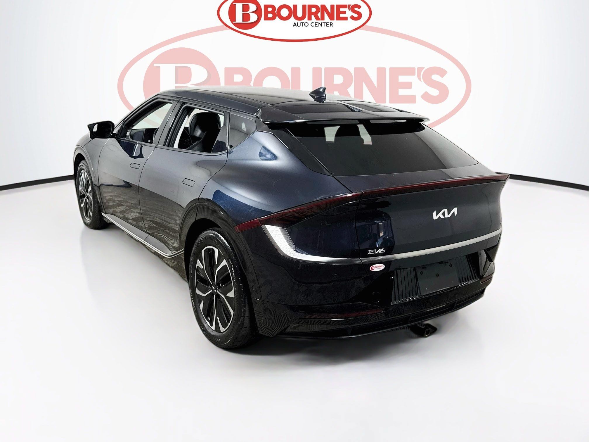 Used 2023 Kia EV6 Wind w/ Wind Technology Package AWD/4WD image 9