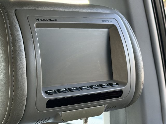 Used 2012 Toyota Highlander Limited w/ Tow Pkg FWD image 25