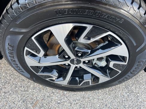 Used 2023 Kia Sportage EX image 36