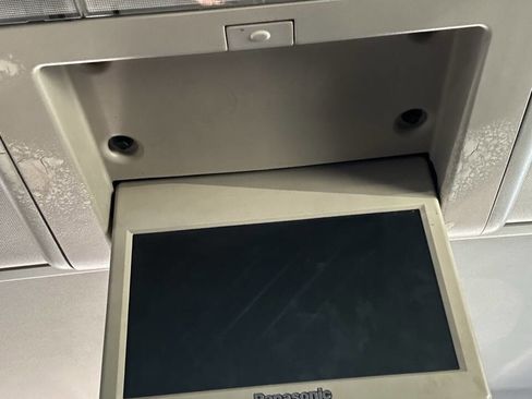 Used 2009 GMC Yukon Denali image 15