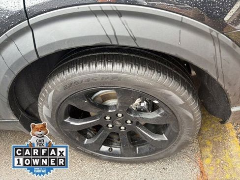 Used 2024 Ford Explorer ST-Line w/ Class IV Trailer Tow Package image 23