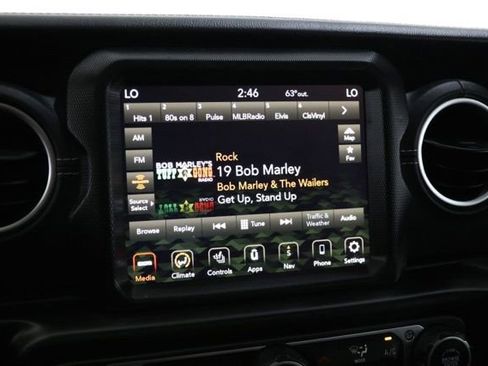 Used 2023 Jeep Wrangler Unlimited Sahara w/ Cold Weather Group AWD/4WD image 26