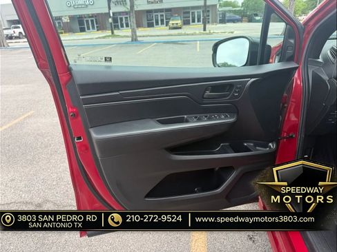 Used 2025 Honda Odyssey Sport-L image 9