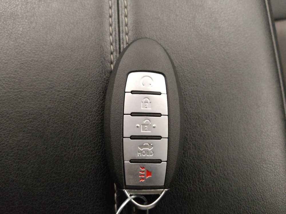 Used 2025 Nissan Altima 2.5 SV FWD image 32