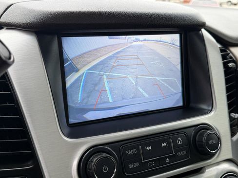 Used 2019 GMC Yukon XL SLT w/ Premium Edition image 21