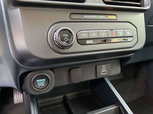 New 2026 Ford Maverick XLT w/ Black Appearance Package image 11