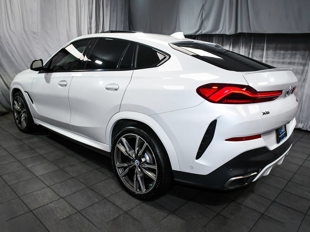 Used 2022 BMW X6 M50i w/ Executive Package AWD/4WD image 4