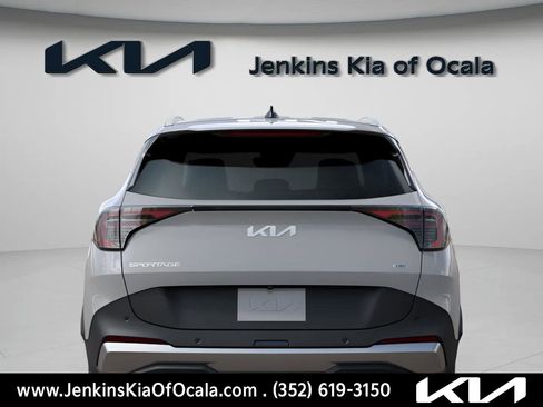 New 2026 Kia Sportage EX image 4
