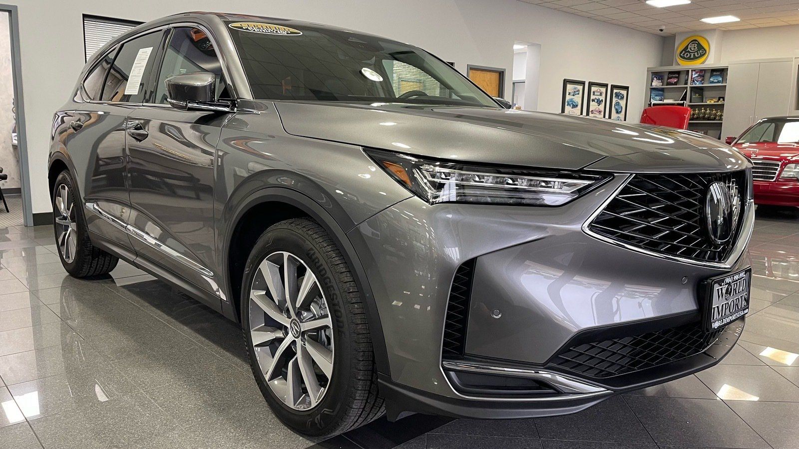 Used 2025 Acura MDX w/ Technology Package FWD image 6