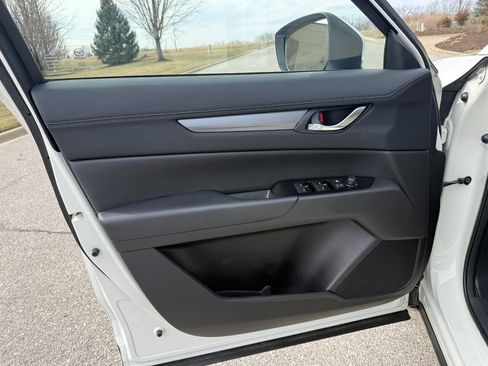 Used 2020 MAZDA CX-5 Touring image 27