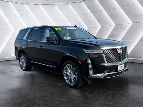 Certified 2024 Cadillac Escalade Premium Luxury image 7