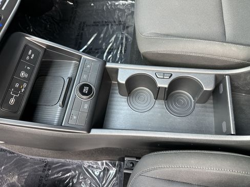 Used 2024 Hyundai Kona SEL w/ Convenience Package FWD image 21