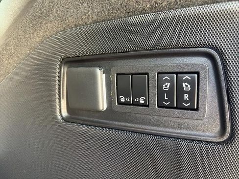 Used 2026 Cadillac Escalade Platinum Sport w/ LPO, ONYX Package AWD/4WD image 13