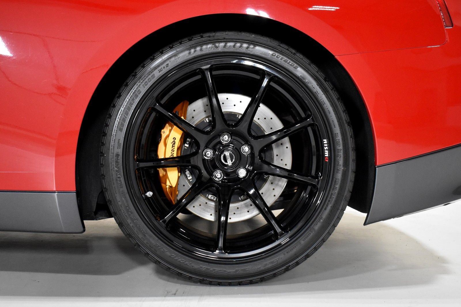 Used 2009 Nissan GT-R Premium AWD/4WD image 18