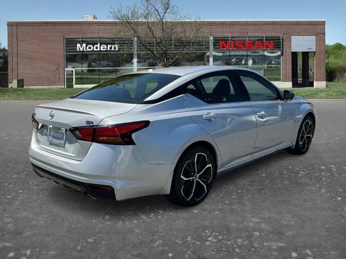 Certified 2024 Nissan Altima 2.5 SR FWD image 4