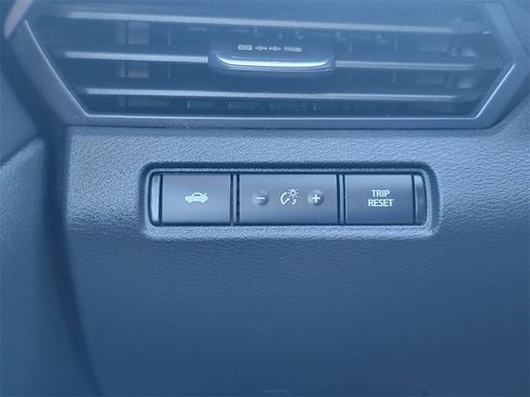 Used 2024 Nissan Altima 2.5 SR image 29