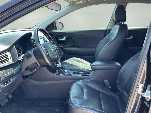 Used 2017 Kia Niro Touring w/ Advanced Technology Package FWD image 17