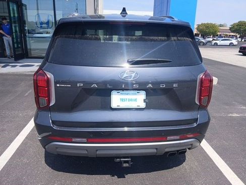 Used 2024 Hyundai Palisade Limited image 8