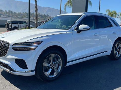 Used 2026 Genesis GV70 2.5T image 13