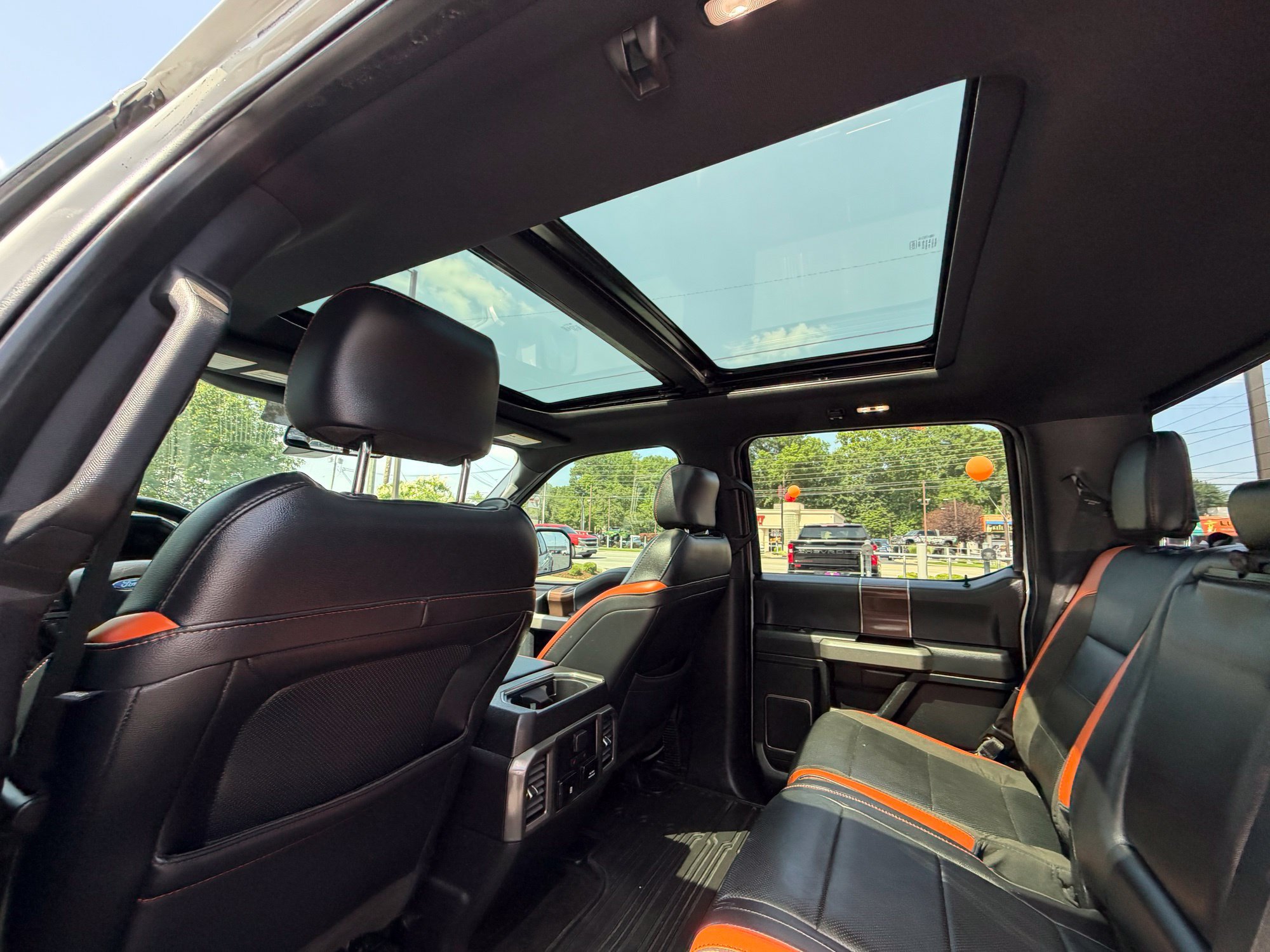 Used 2017 Ford F150 Raptor w/ Equipment Group 802A Luxury AWD/4WD image 16