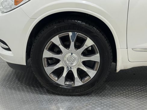 Used 2017 Buick Enclave Leather w/ Enclave Tuscan Edition FWD image 36