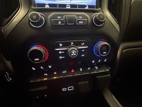 Used 2021 Chevrolet Silverado 1500 LTZ w/ Z71 Off-Road Package image 10