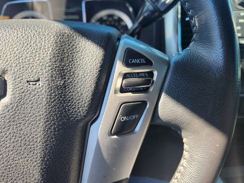 Used 2016 Nissan Titan PRO-4X image 21