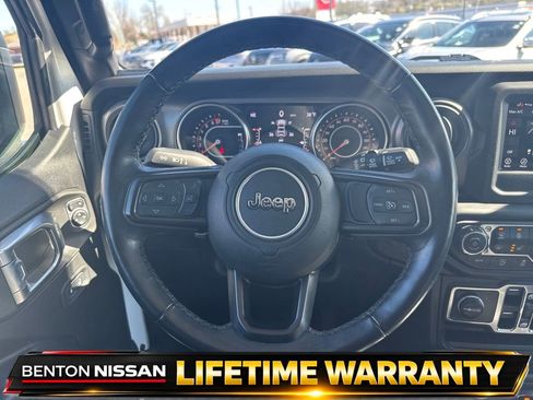 Used 2022 Jeep Wrangler Unlimited Sport image 16