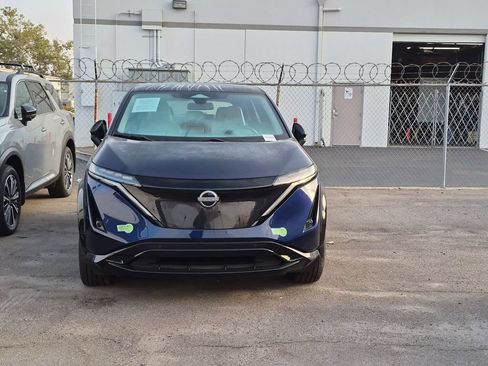 Used 2023 Nissan Ariya FWD image 3