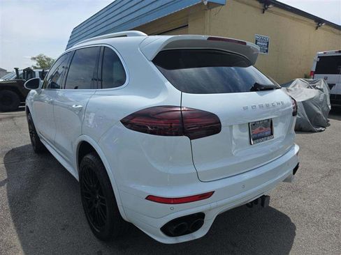 Used 2017 Porsche Cayenne GTS AWD/4WD image 5