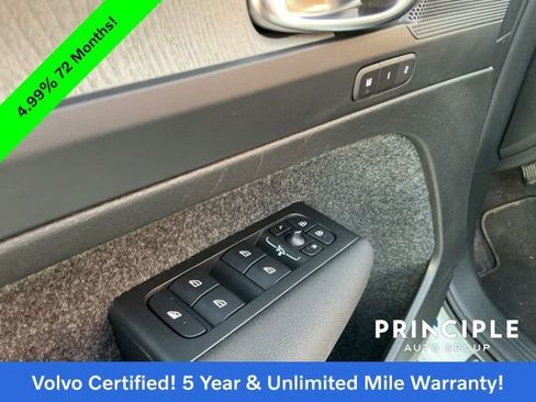 Certified 2025 Volvo XC40 B5 Core image 25