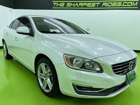 Used 2014 Volvo S60 T5 AWD/4WD image 2