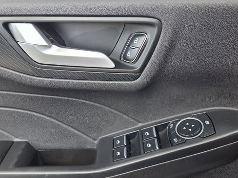 Used 2023 Ford Escape ST-Line w/ Tech Pack #1 FWD image 13