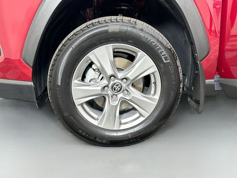 Certified 2025 Toyota RAV4 XLE w/ Convenience Package image 31