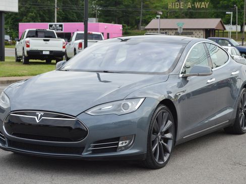 Used 2013 Tesla Model S RWD image 1