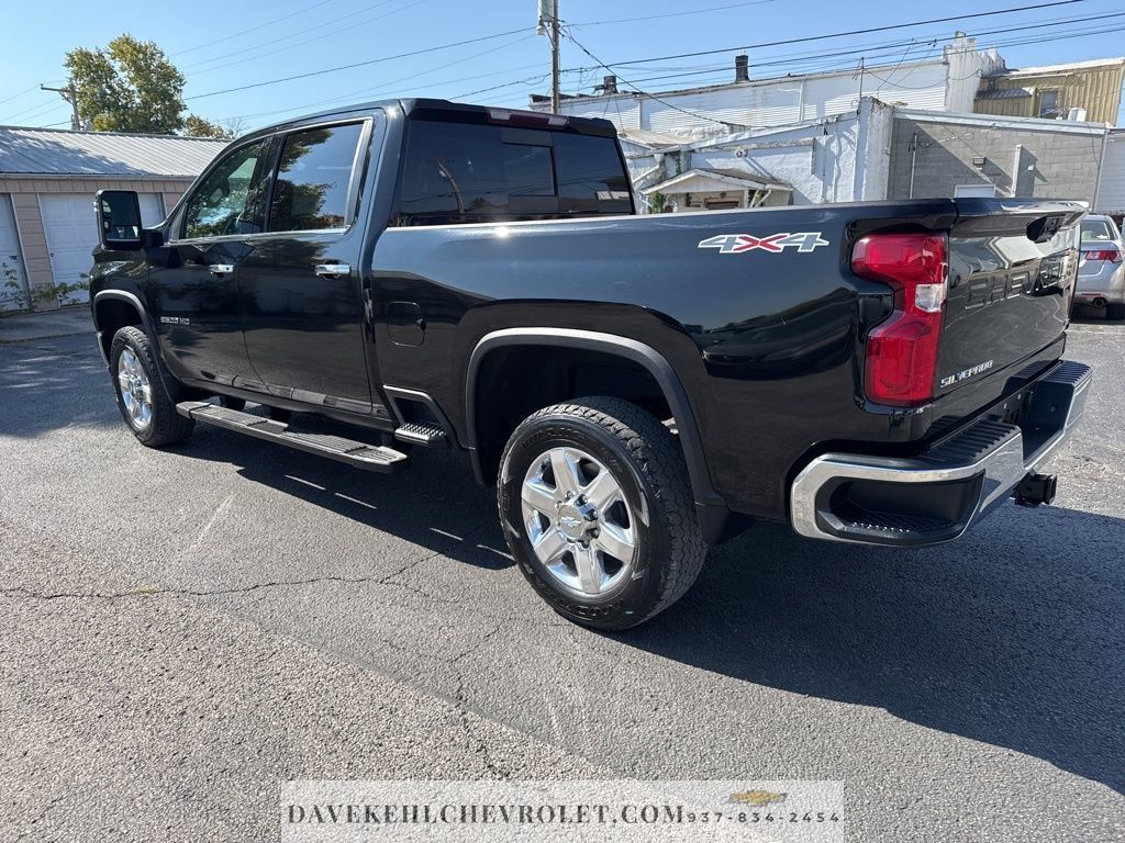 Used 2020 Chevrolet Silverado 2500 LTZ w/ LTZ Convenience Package AWD/4WD image 3