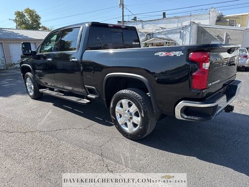 Used 2020 Chevrolet Silverado 2500 LTZ w/ LTZ Convenience Package image 3