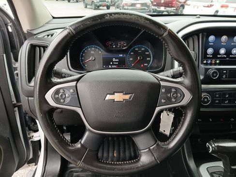 Used 2020 Chevrolet Colorado LT w/ Safety Package RWD image 18