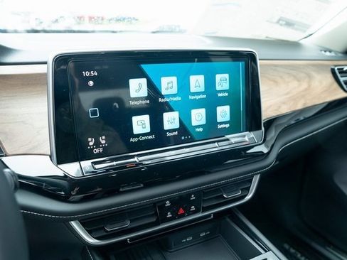 New 2026 Volkswagen Atlas SE image 19