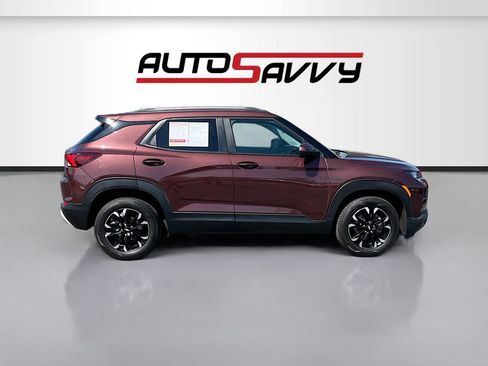 Used 2023 Chevrolet TrailBlazer LT FWD image 8