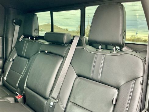 Used 2021 Chevrolet Silverado 1500 High Country w/ LPO, Dark Essentials Package image 31