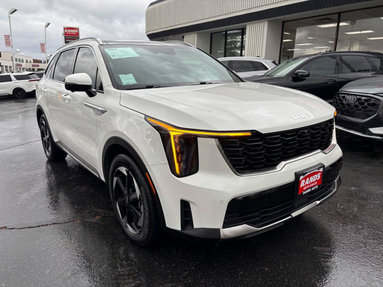 Used 2025 Kia Sorento SX Prestige AWD/4WD image 2