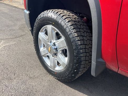 Used 2022 Chevrolet Silverado 2500 LTZ w/ LTZ Plus Package image 32