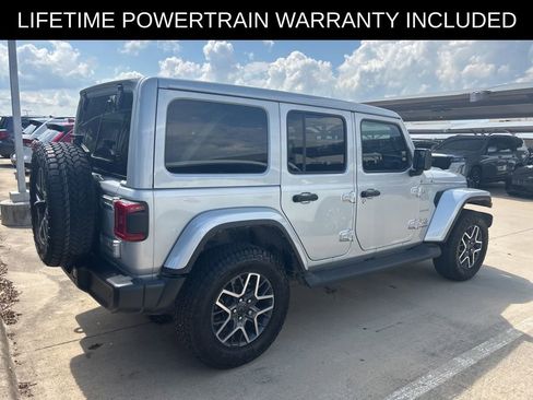 Used 2024 Jeep Wrangler Unlimited Sahara w/ Technology Group AWD/4WD image 9