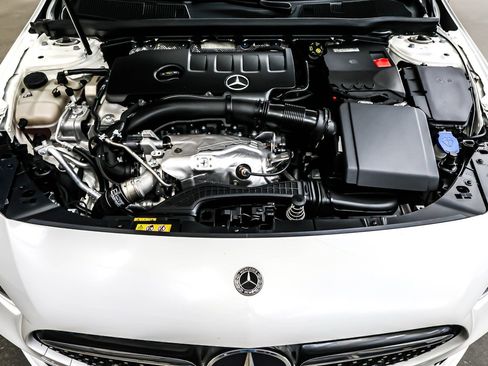 Used 2022 Mercedes-Benz A 220 image 11