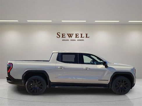 New 2026 GMC Sierra EV Elevation w/ LPO, Elevation Dark Package image 6