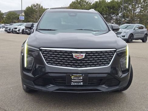 Used 2024 Cadillac XT4 Premium Luxury image 5