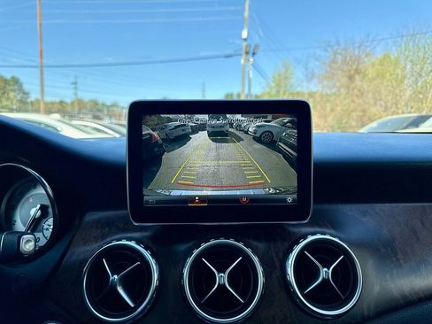 Used 2016 Mercedes-Benz GLA 250 4MATIC image 23