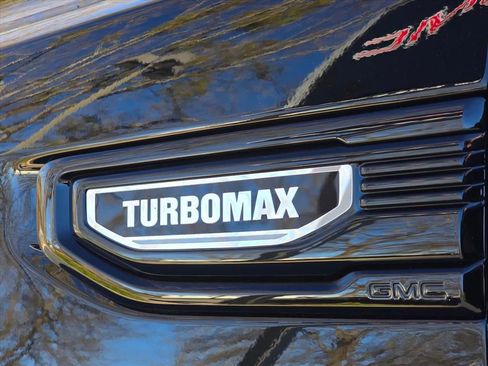 New 2026 GMC Sierra 1500 Elevation image 9